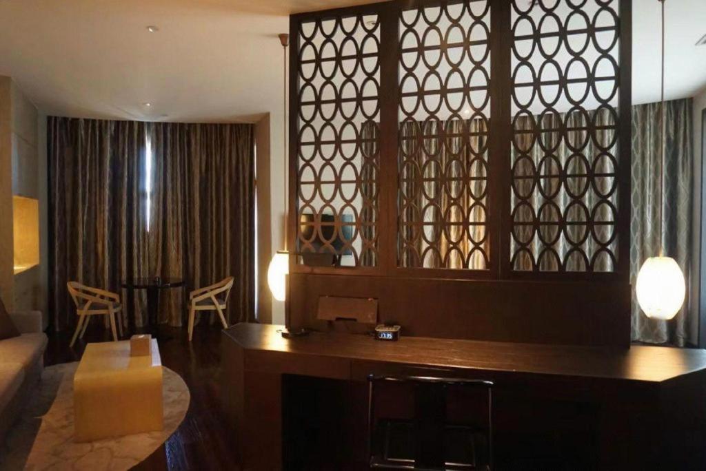 Maison New Century Hotel Dongguan Dongguan  Exterior foto