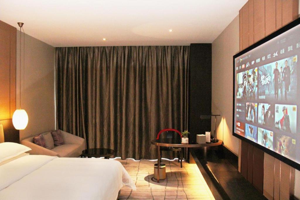 Maison New Century Hotel Dongguan Dongguan  Exterior foto
