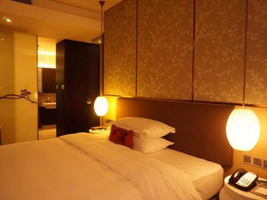 Maison New Century Hotel Dongguan Dongguan  Exterior foto